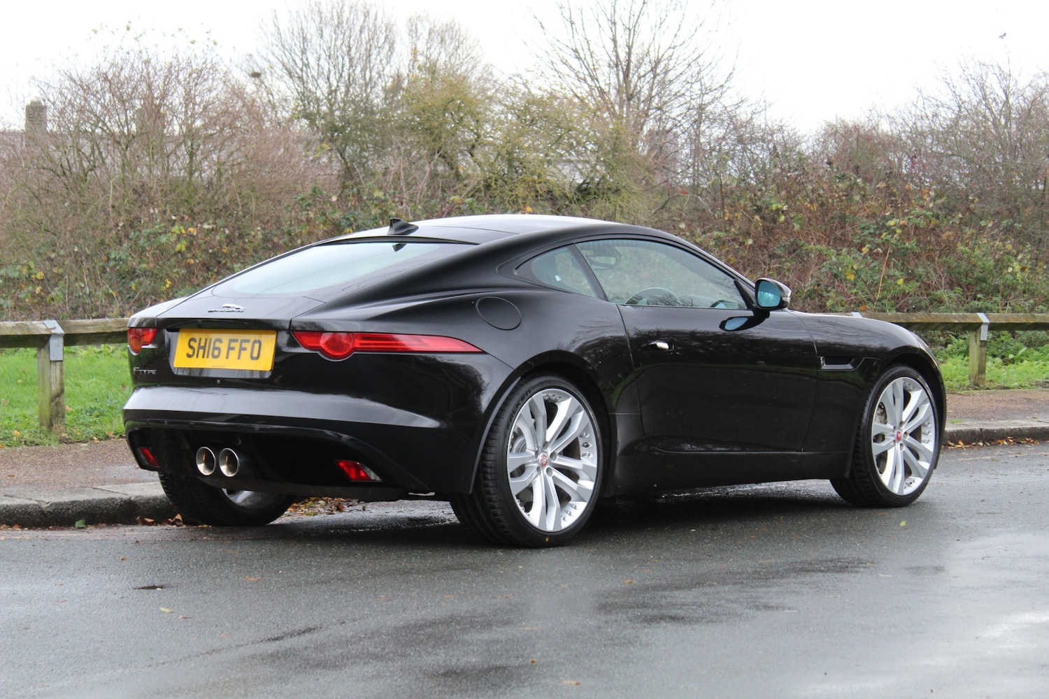 Used Jaguar F-Type 2016 for sale - 76884677: Photo 4