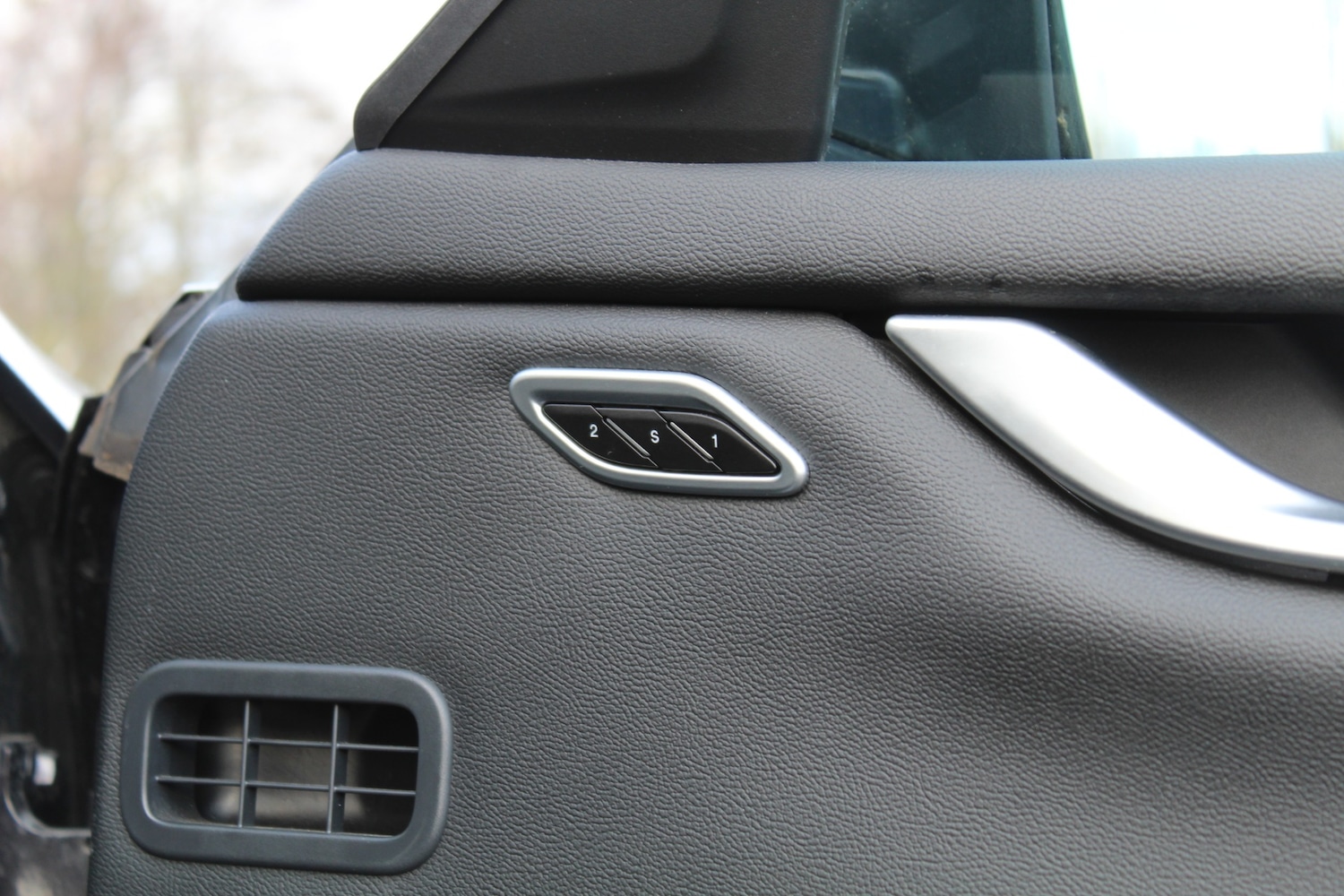 Used Maserati Ghibli 2015 for sale - 76640415: Photo 25