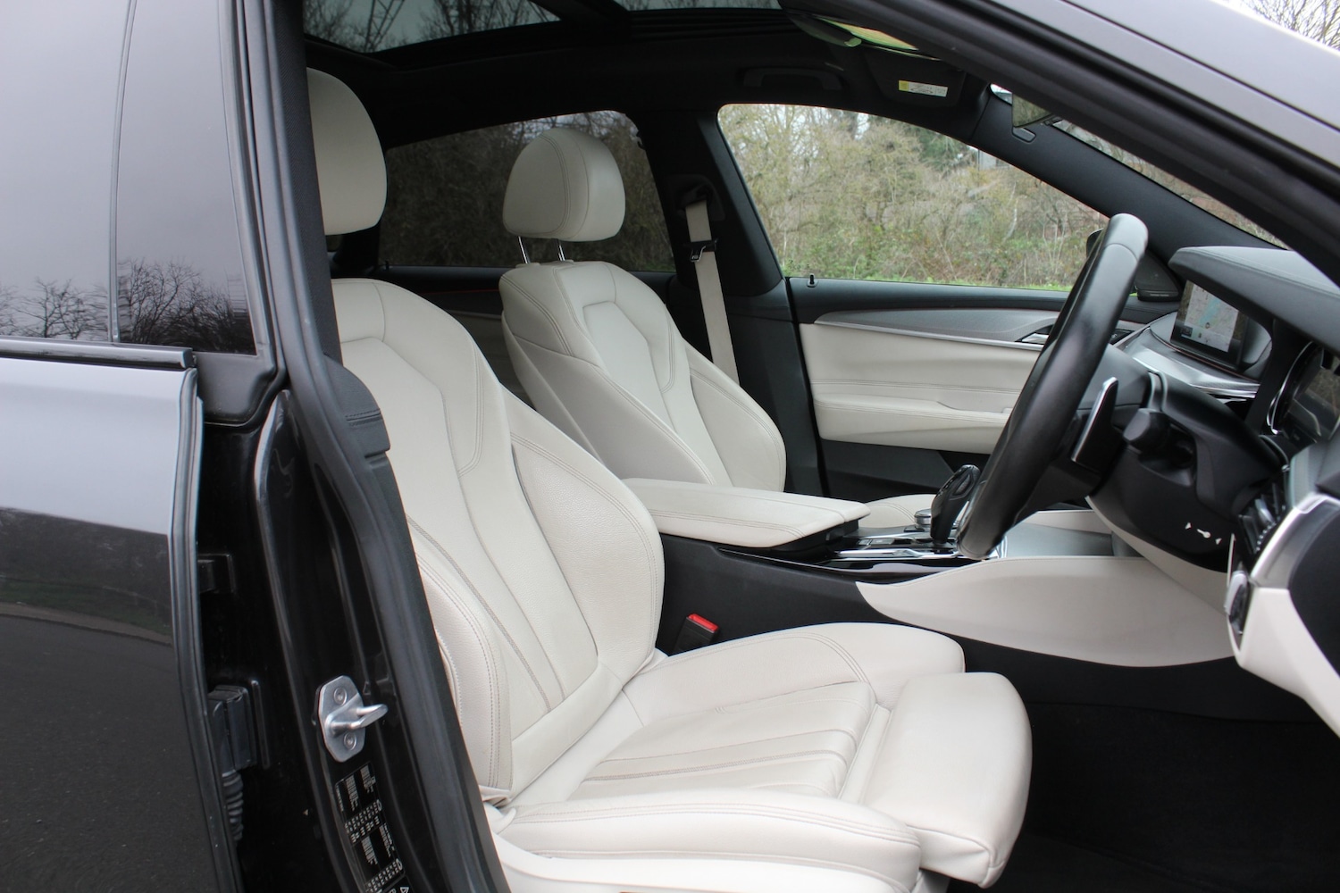 Used BMW 6 Series 2018 for sale - 77059756: Photo 9