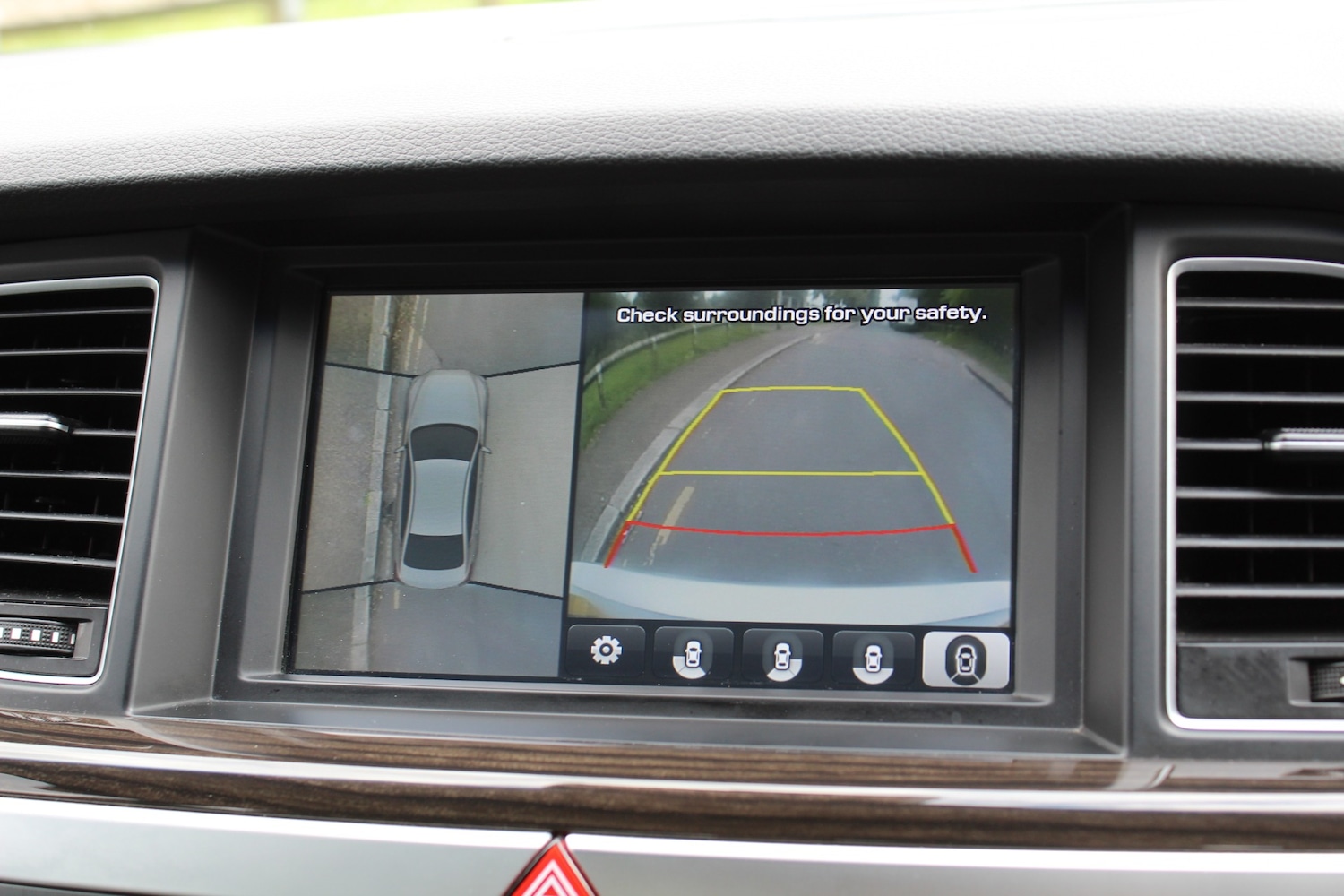 Used Hyundai Genesis 2015 for sale - 77277090: Photo 41