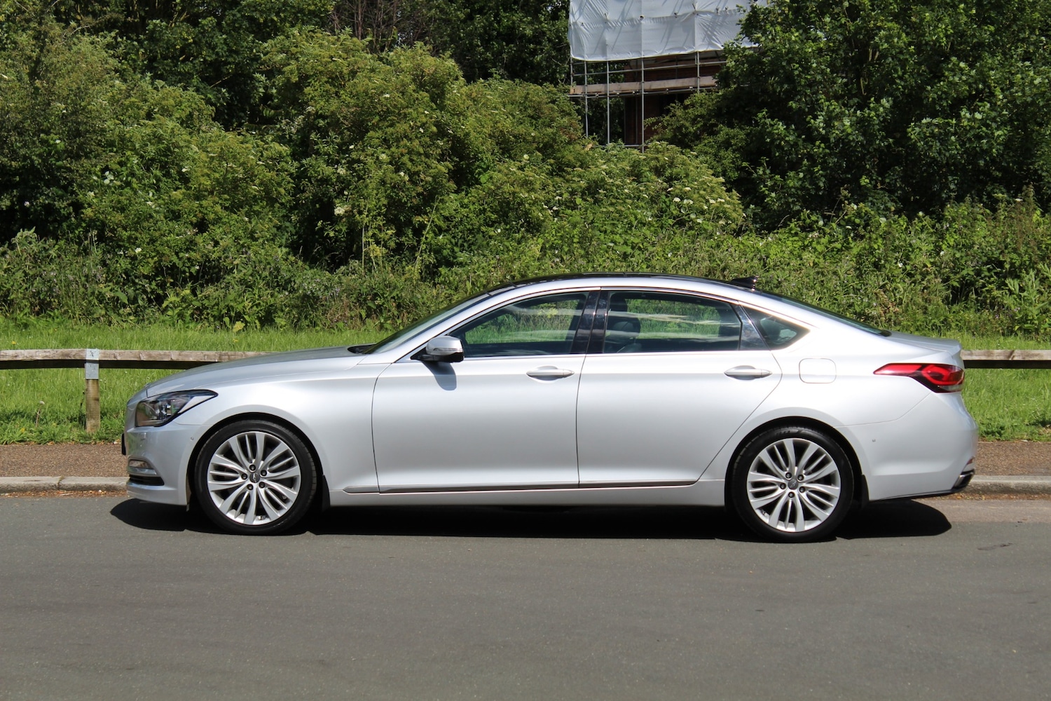 Used Hyundai Genesis 2015 for sale - 77277090: Photo 5