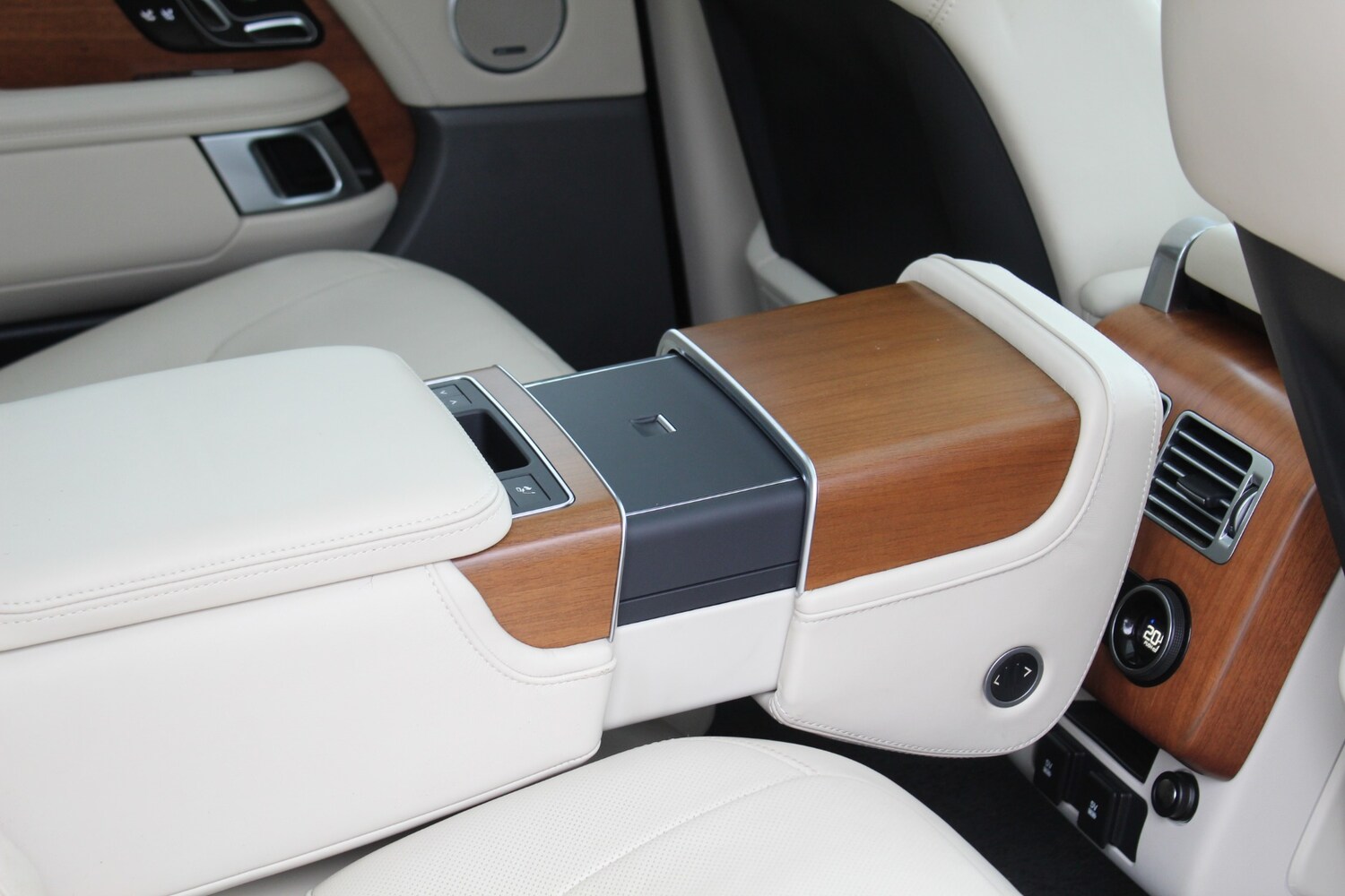 Used Land Rover Range Rover 2020 for sale - 75963392: Photo 41