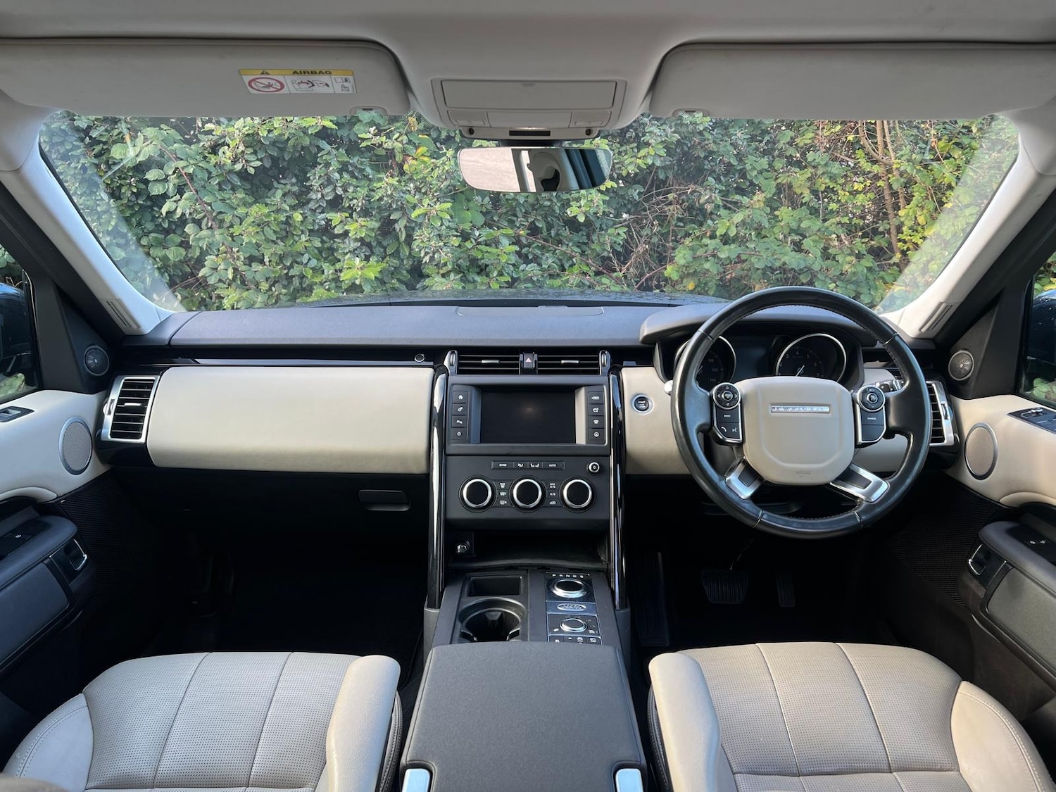 Used Land Rover Discovery 2017 for sale - 77195047: Photo 13