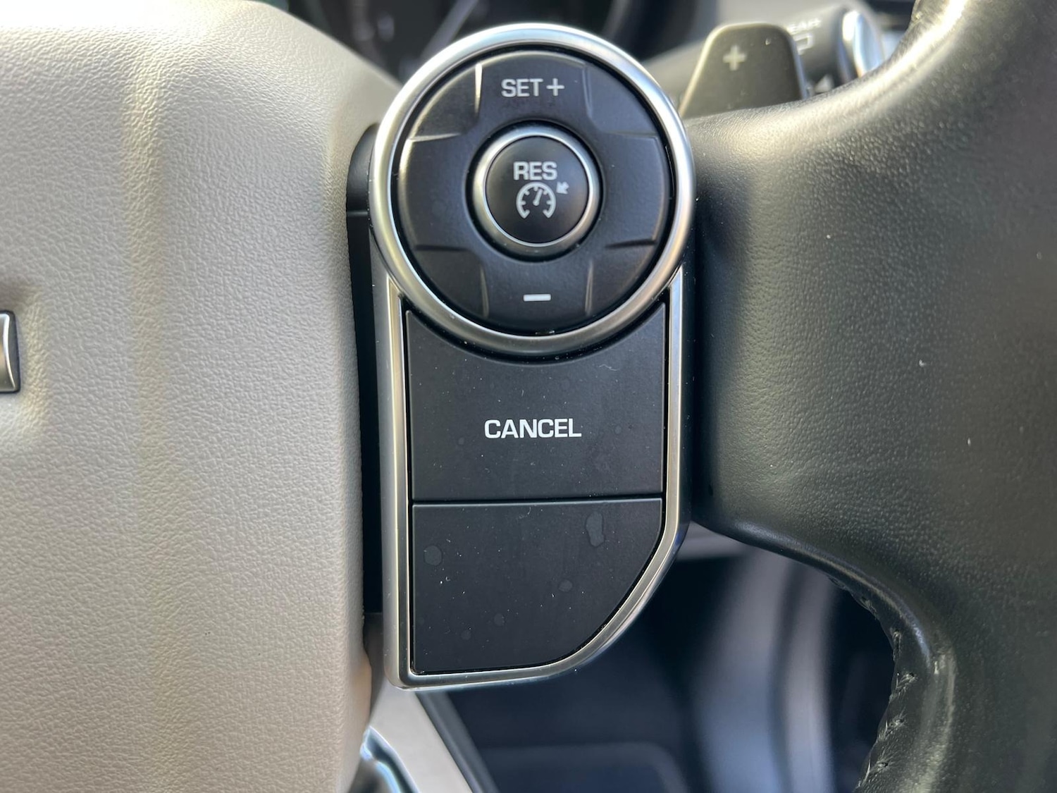 Used Land Rover Discovery 2017 for sale - 77195047: Photo 23