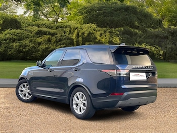 Used Land Rover Discovery 2017 for sale - 77195047: Photo