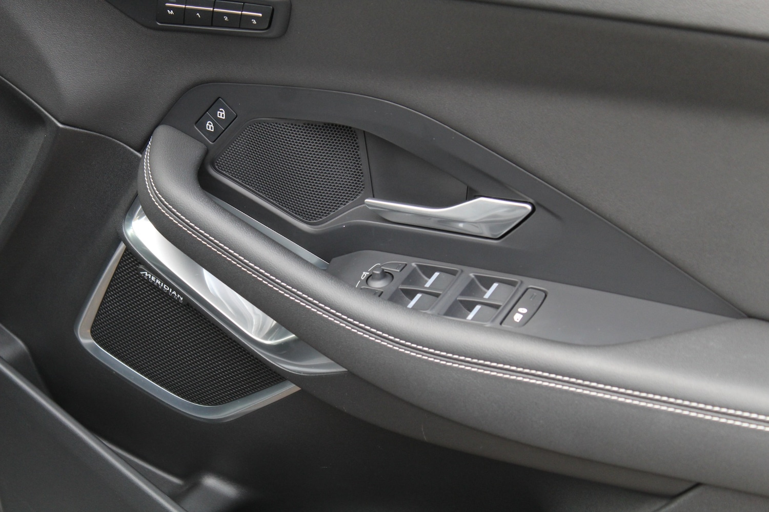 Used Jaguar E-Pace 2024 for sale - 76526105: Photo 34