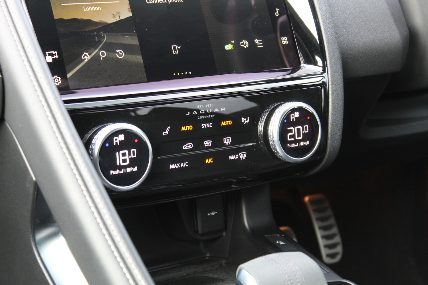 Used Jaguar E-Pace 2024 for sale - 76526105: Photo 39