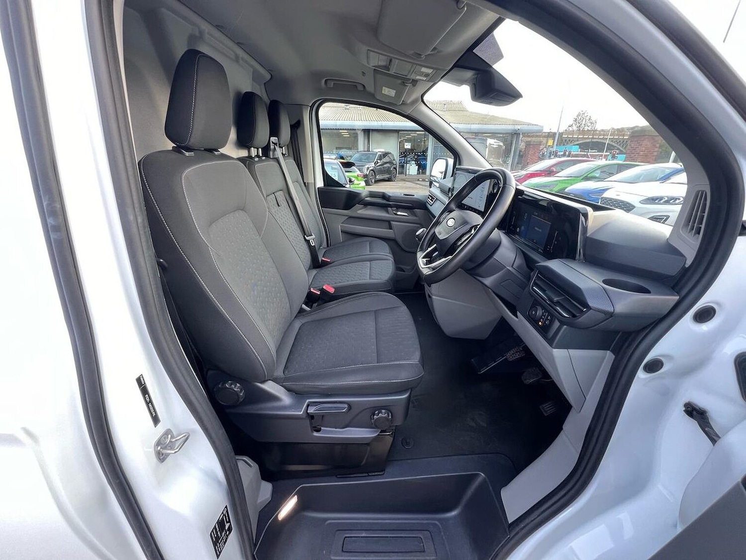 Used Ford Transit Custom 2024 for sale - 76418234: Photo 16