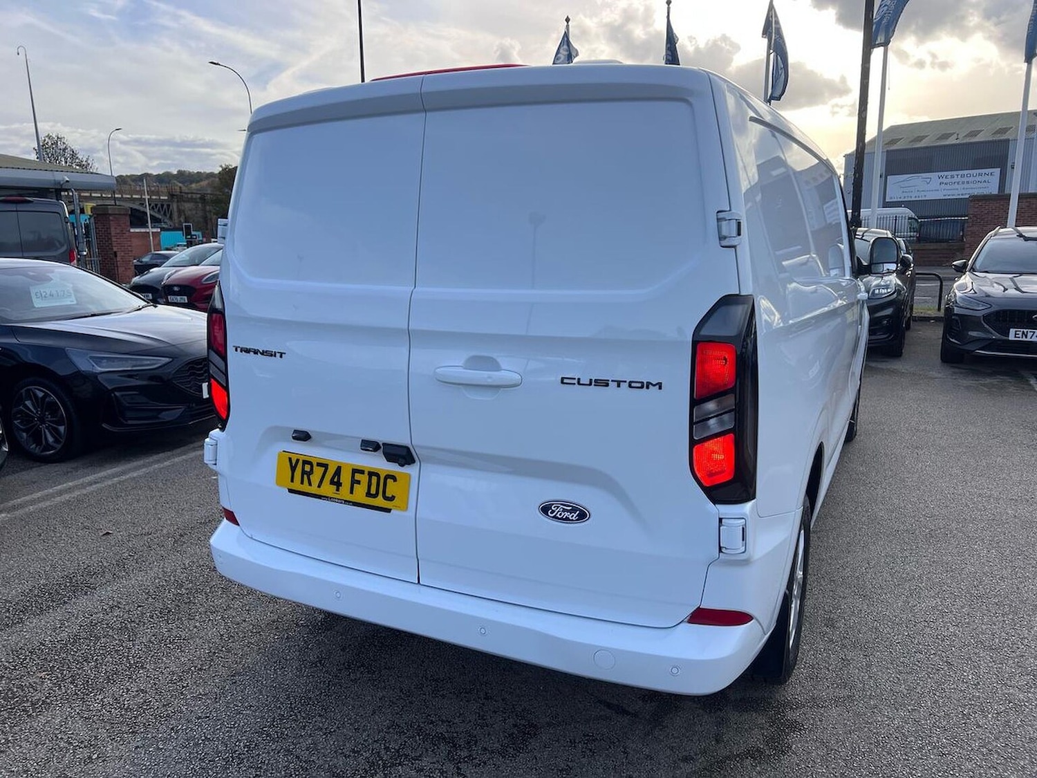 Used Ford Transit Custom 2024 for sale - 76418234: Photo 19