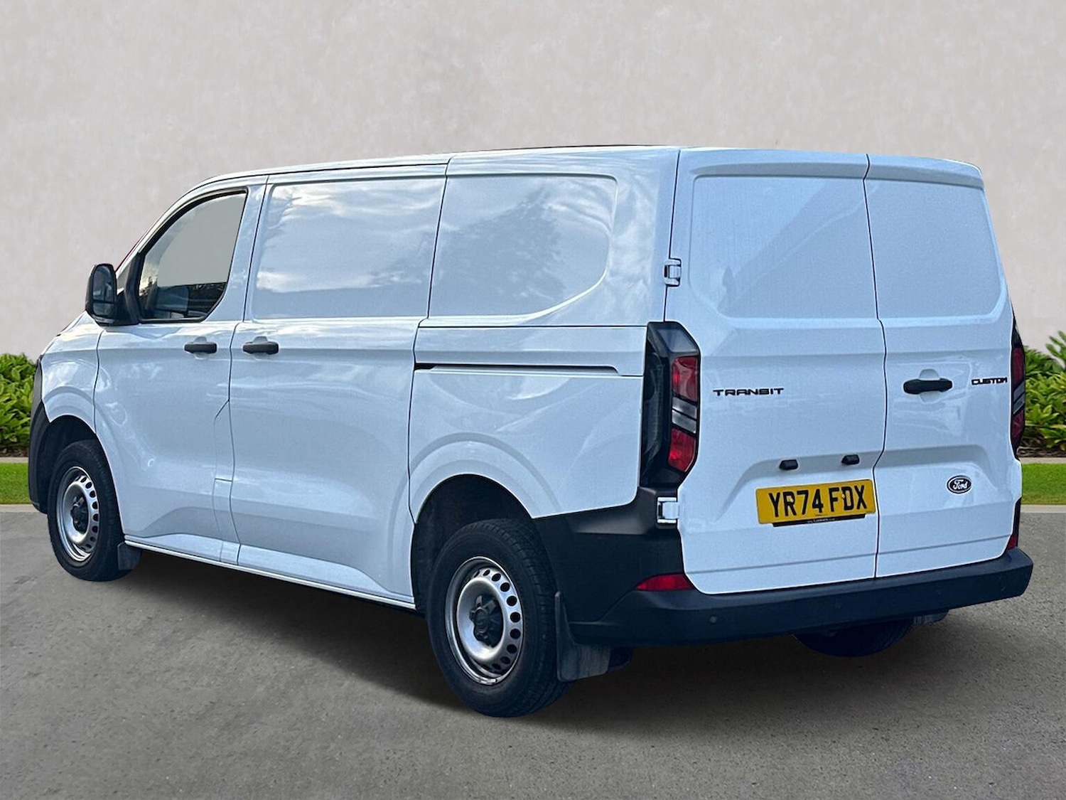 Used Ford Transit Custom 2024 for sale - 77033479: Photo 2