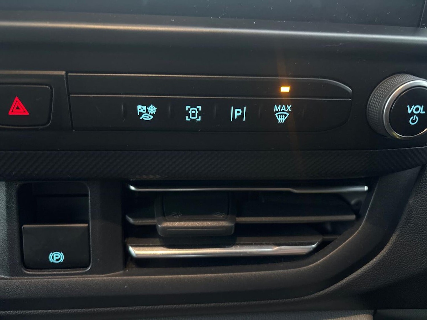 Used Ford Transit Custom 2024 for sale - 76735538: Photo 13