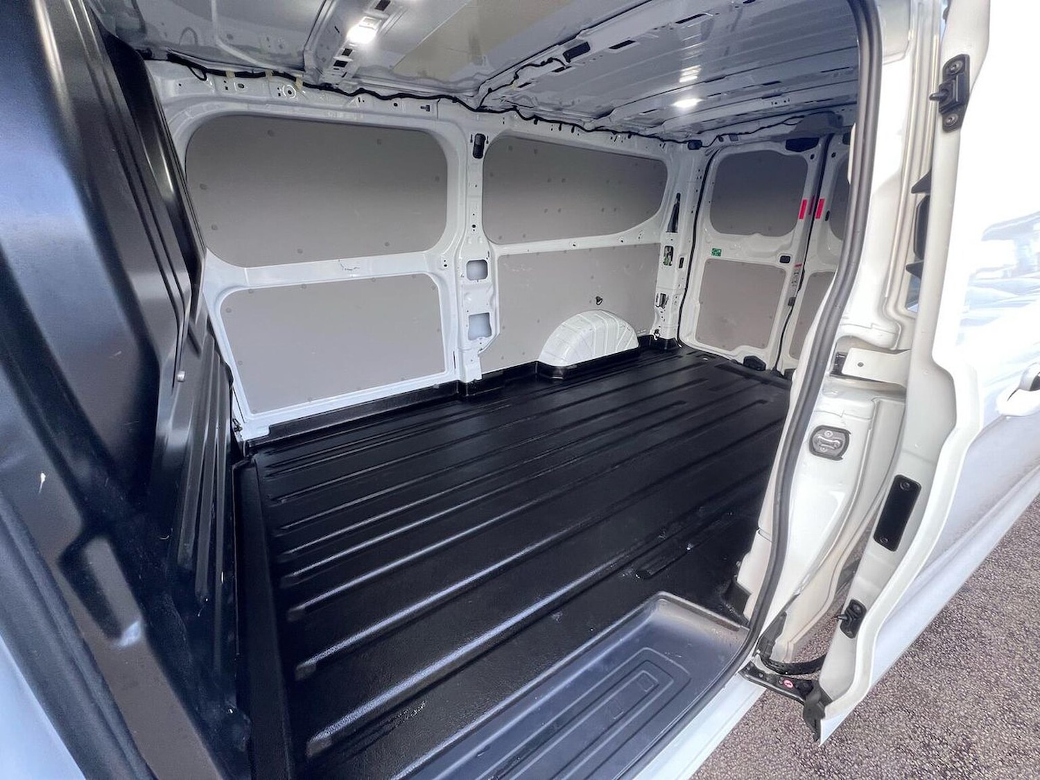 Used Ford Transit Custom 2024 for sale - 77489593: Photo 17