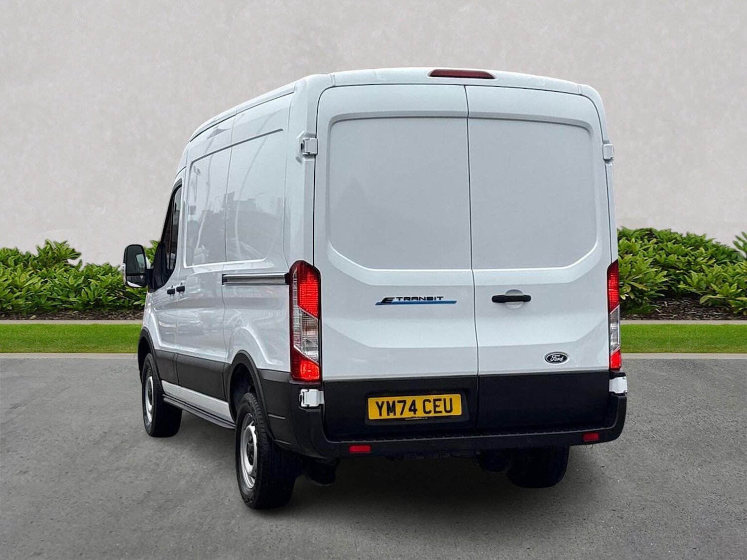 Used Ford Transit 2024 for sale - 77983999: Photo 2
