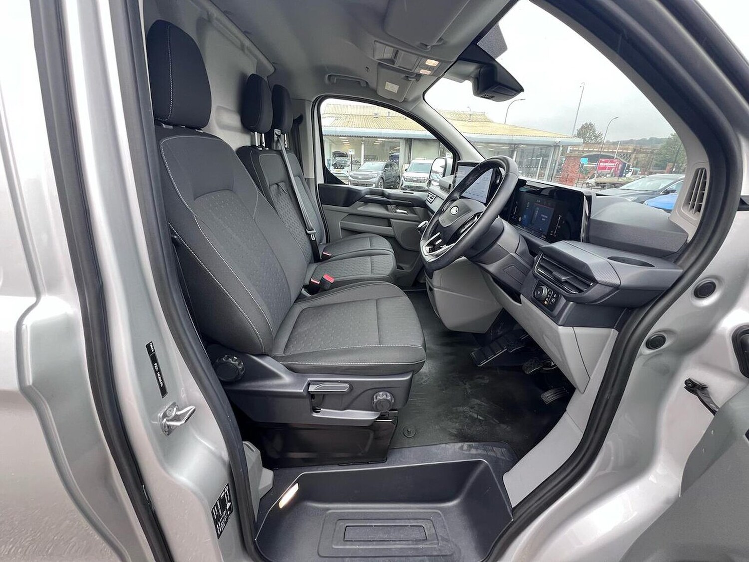 Used Ford Transit Custom 2024 for sale - 76253678: Photo 16