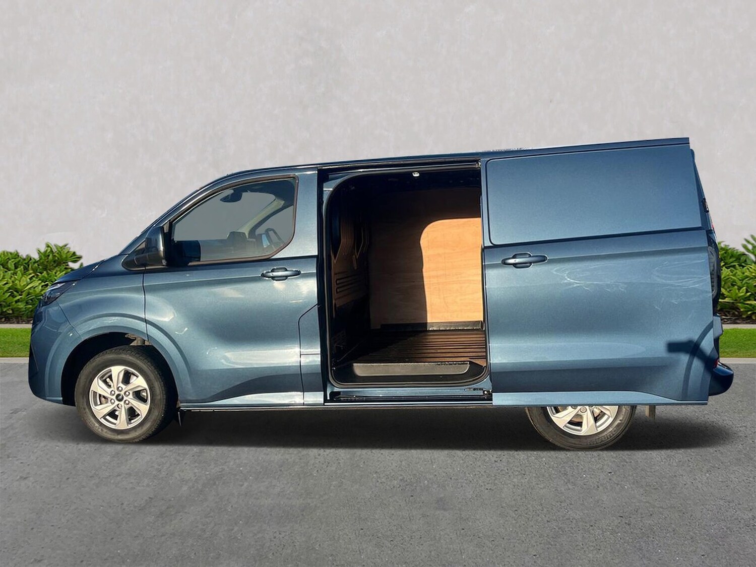 Used Ford Transit Custom 2024 for sale - 77489529: Photo 3