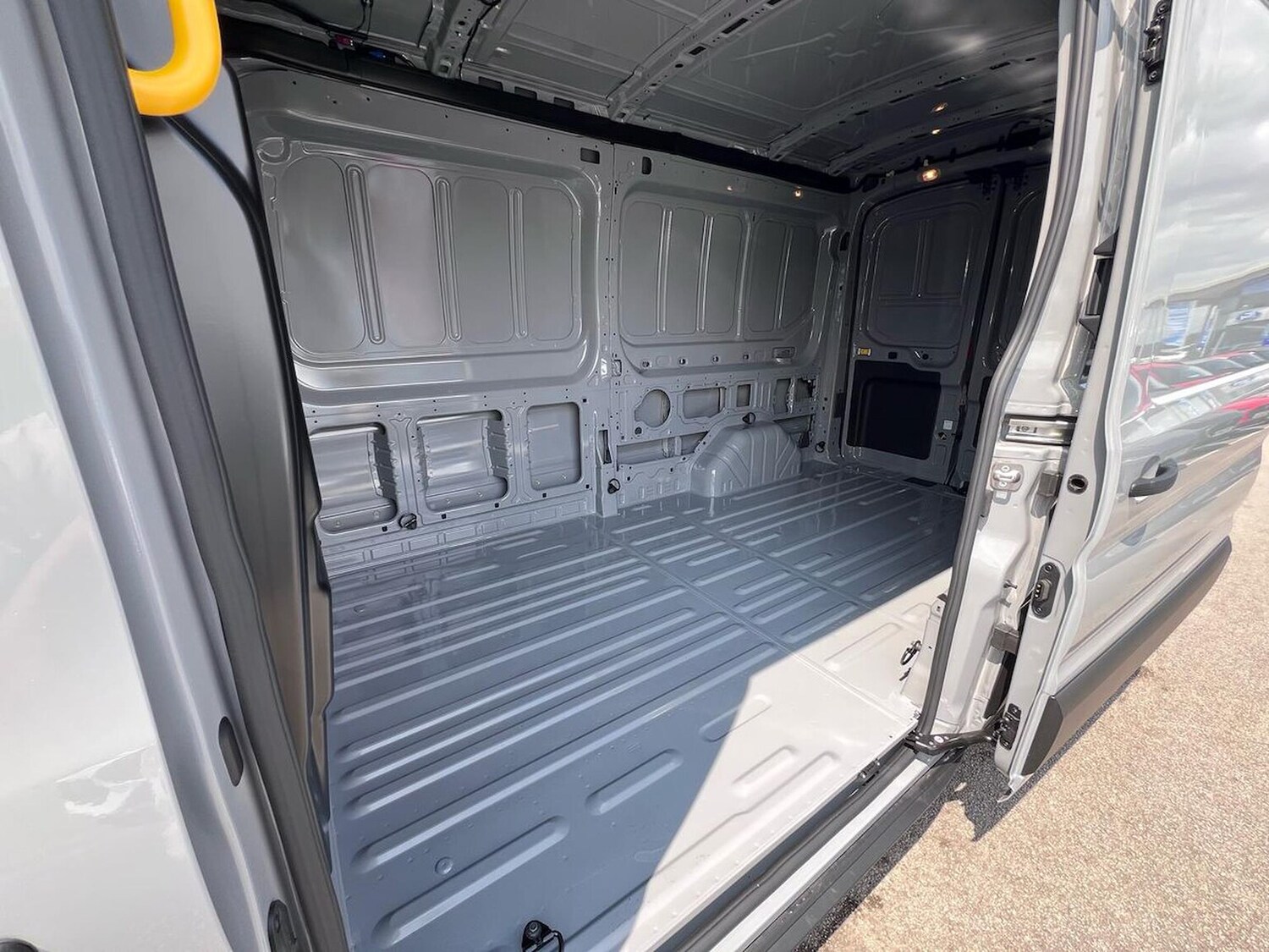 Used Ford Transit 2025 for sale - 76382655: Photo 17