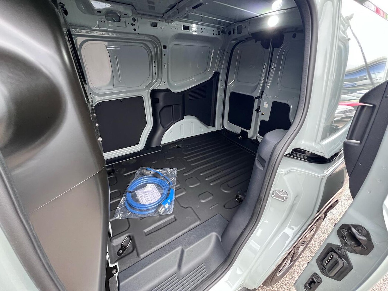 Used Ford Transit Courier 2025 for sale - 77489594: Photo 17