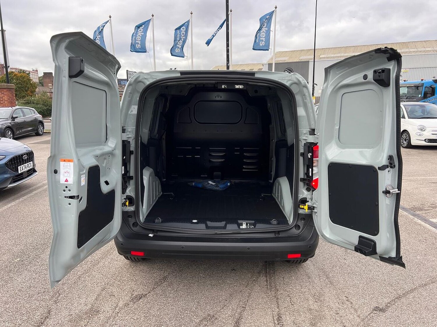 Used Ford Transit Courier 2025 for sale - 76382651: Photo 6