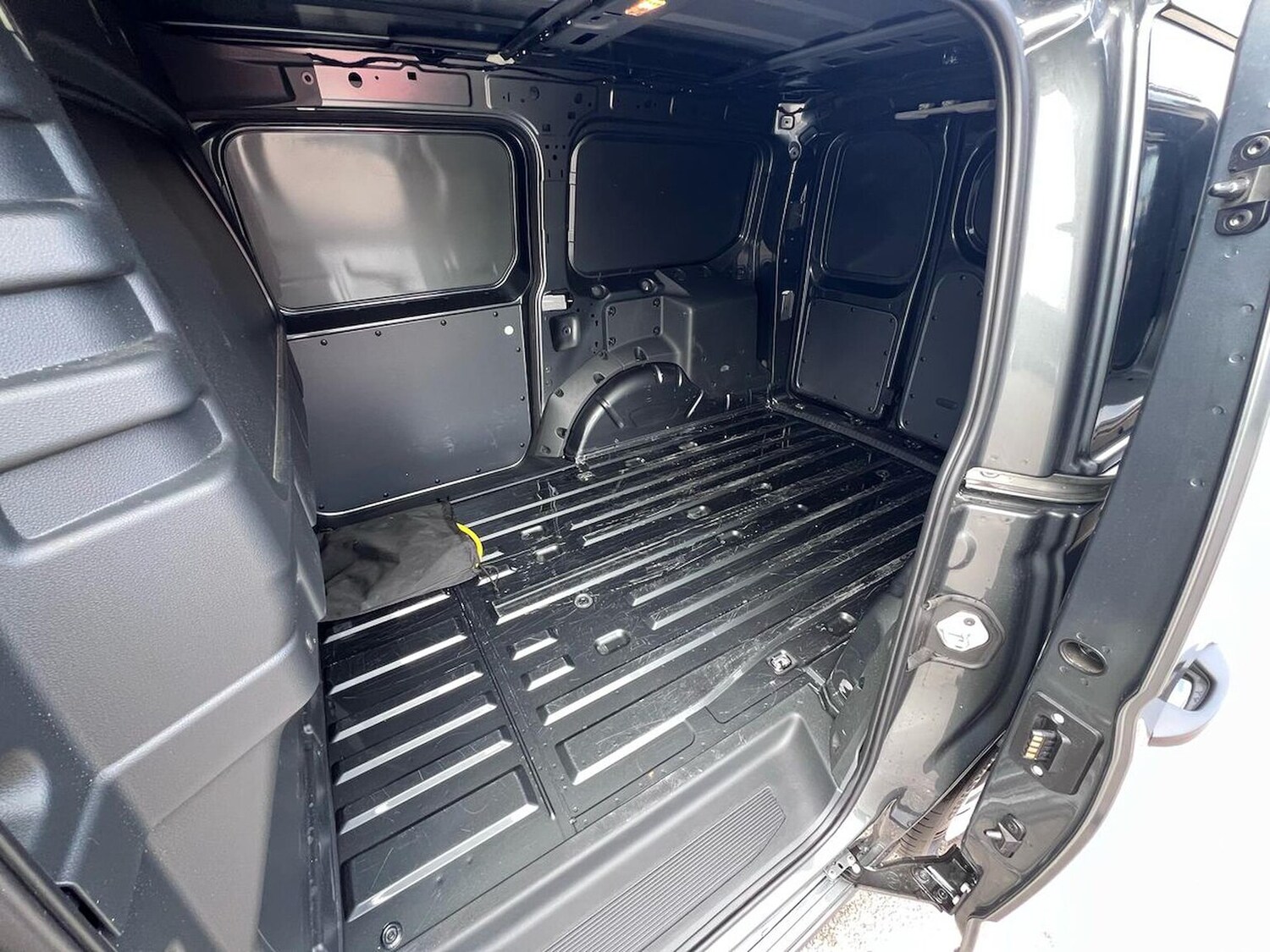 Used Ford Transit Connect 2025 for sale - 75435696: Photo 17