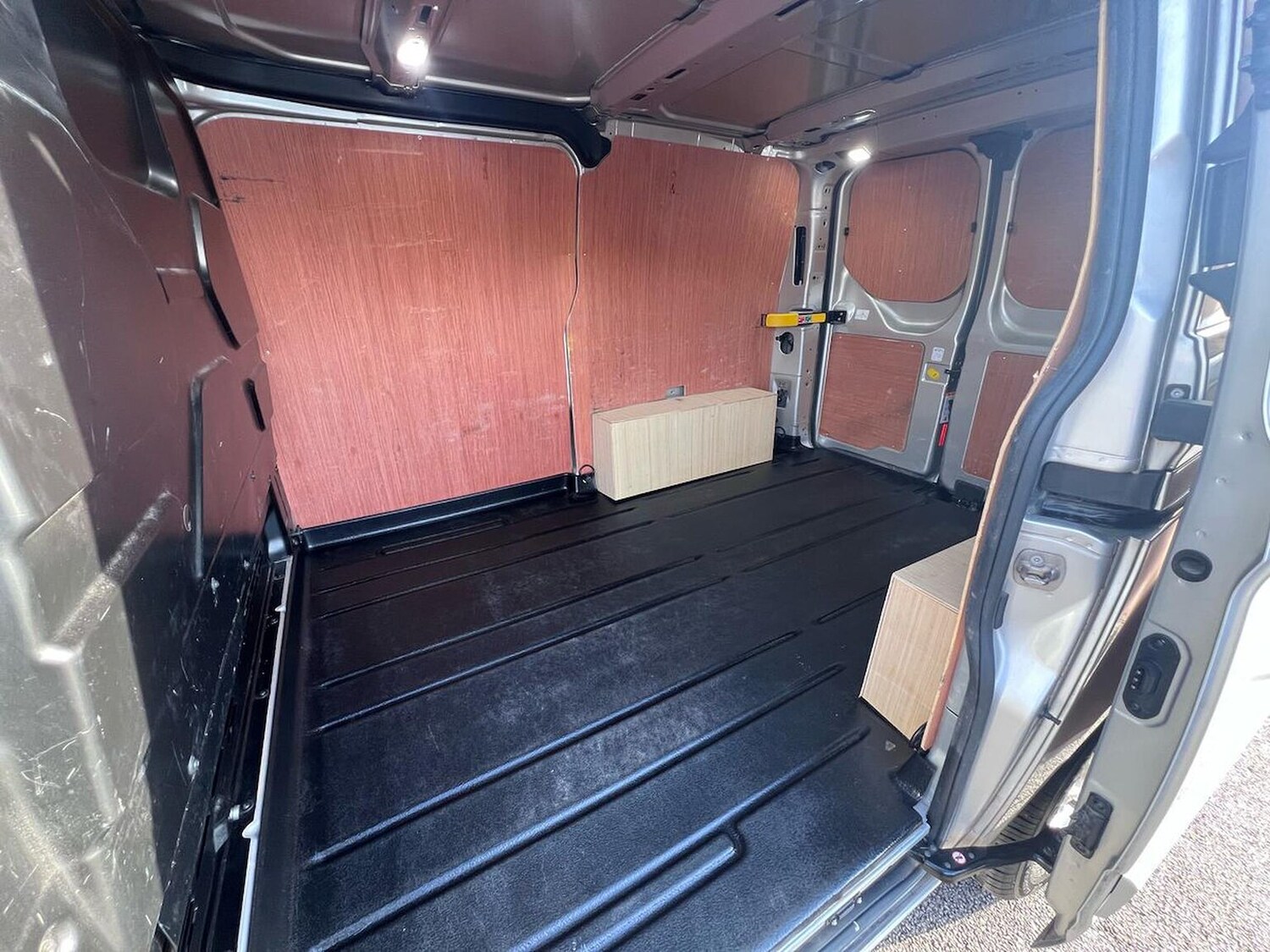 Used Ford Transit Custom 2022 for sale - 76541840: Photo 17