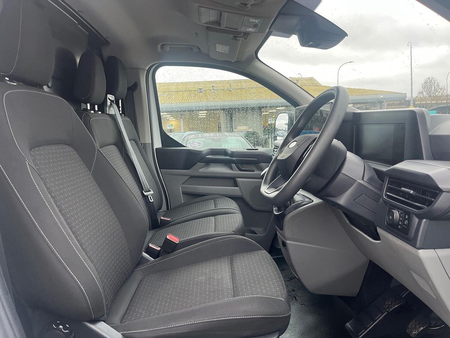 Used Ford Transit Custom 2024 for sale - 76555477: Photo 16