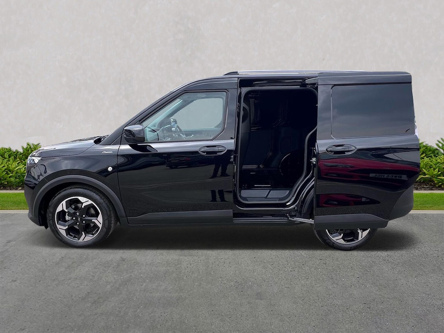 Used Ford Transit Courier 2025 for sale - 76382653: Photo 3