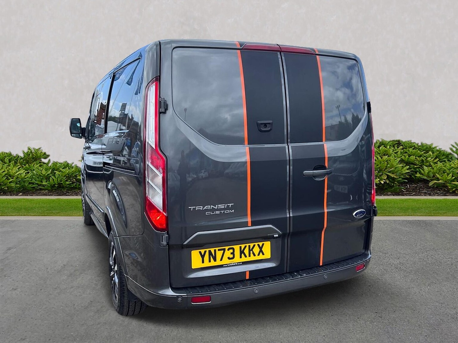 Used Ford Transit Custom 2023 for sale - 76885021: Photo 2