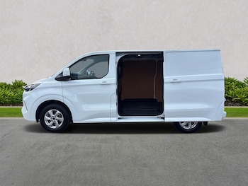 Used Ford Transit Custom 2024 for sale - 75436920: Photo
