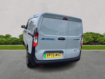 Used Ford Transit Courier 2025 for sale - 76225093: Photo 2