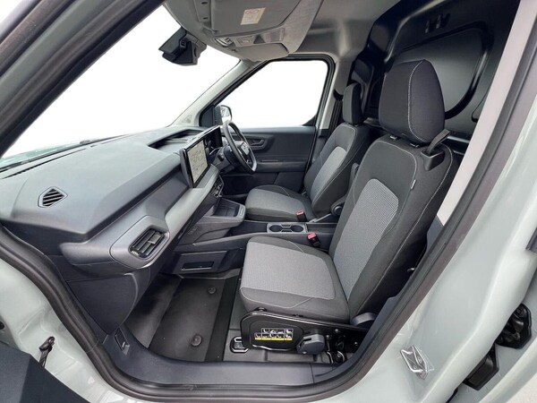 Used Ford Transit Courier 2025 for sale - 76225093: Photo 8