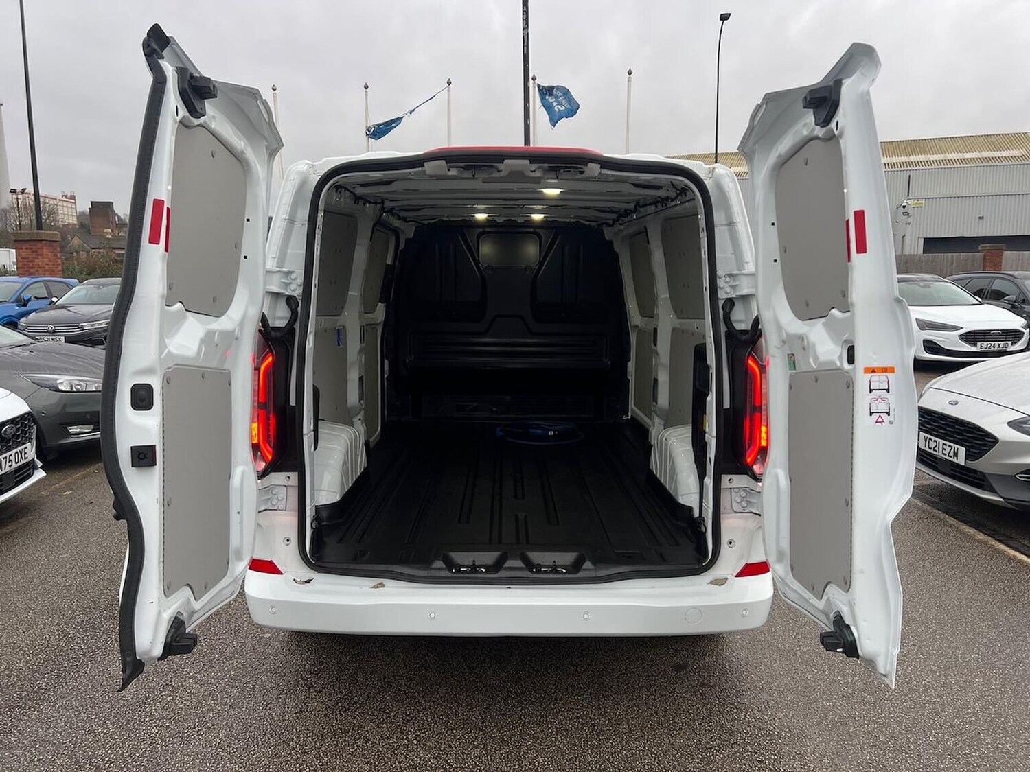 Used Ford Transit Custom 2024 for sale - 77489524: Photo 6