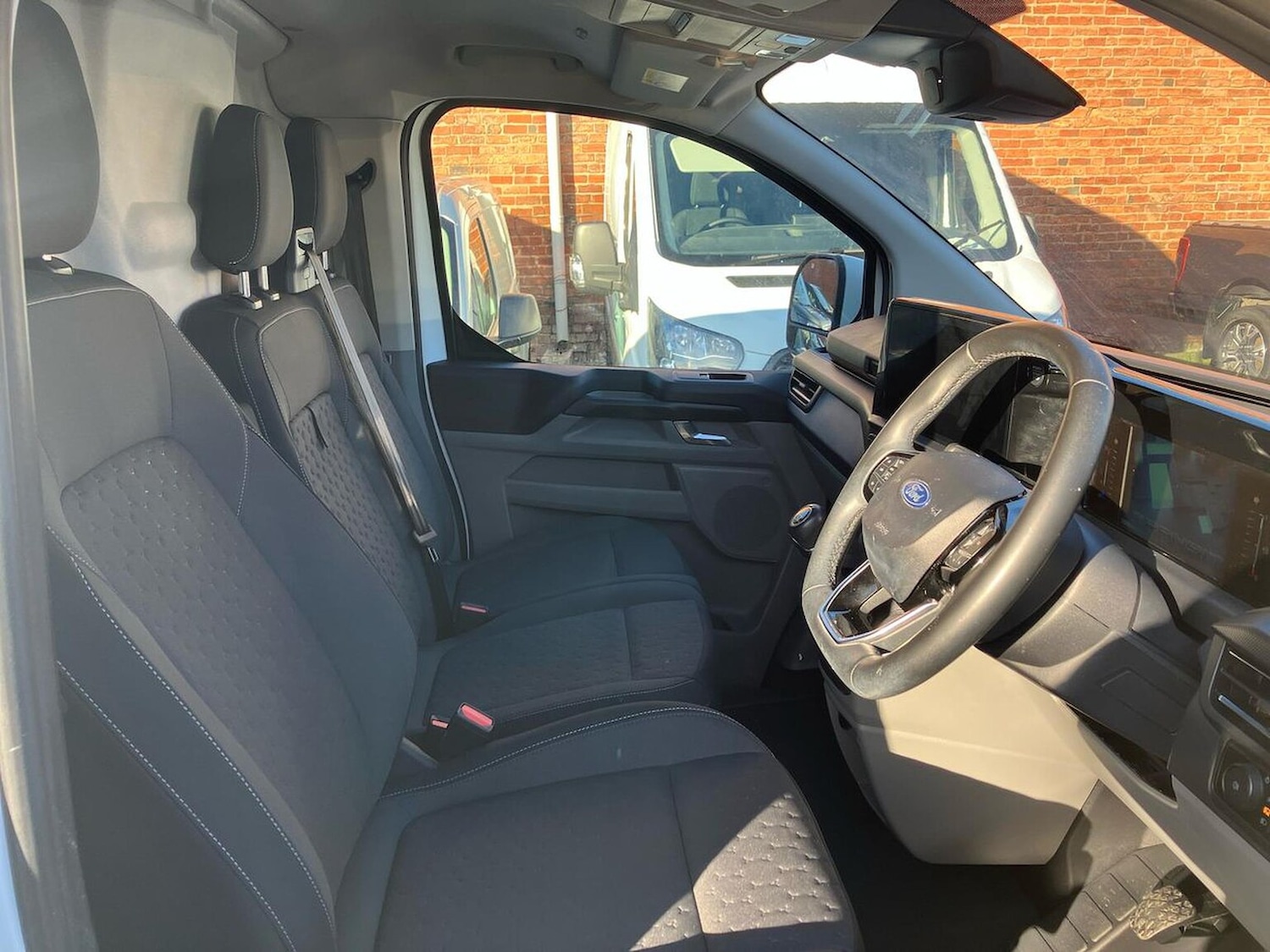 Used Ford Transit Custom 2024 for sale - 77489537: Photo 16