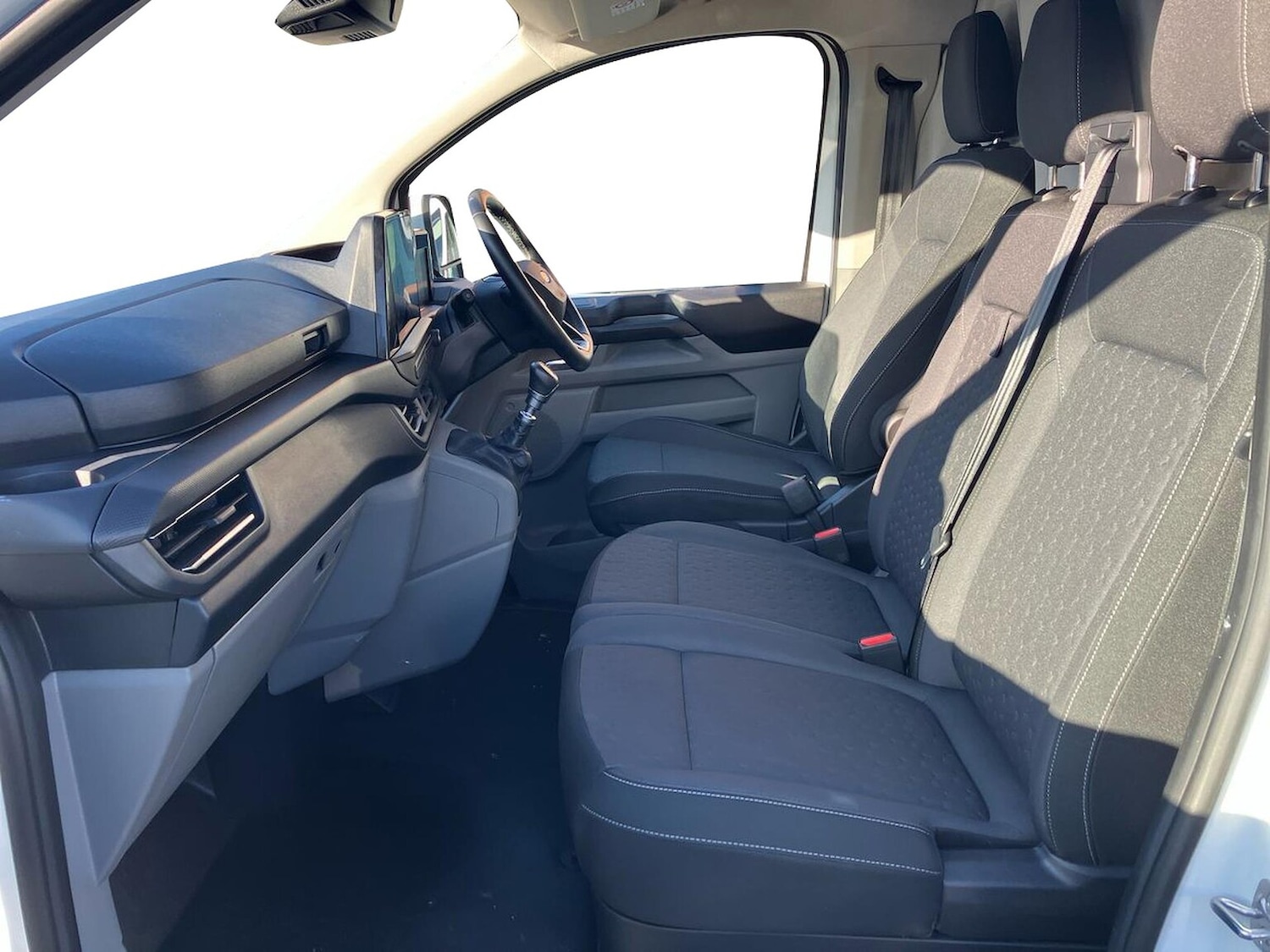 Used Ford Transit Custom 2024 for sale - 77489537: Photo 8