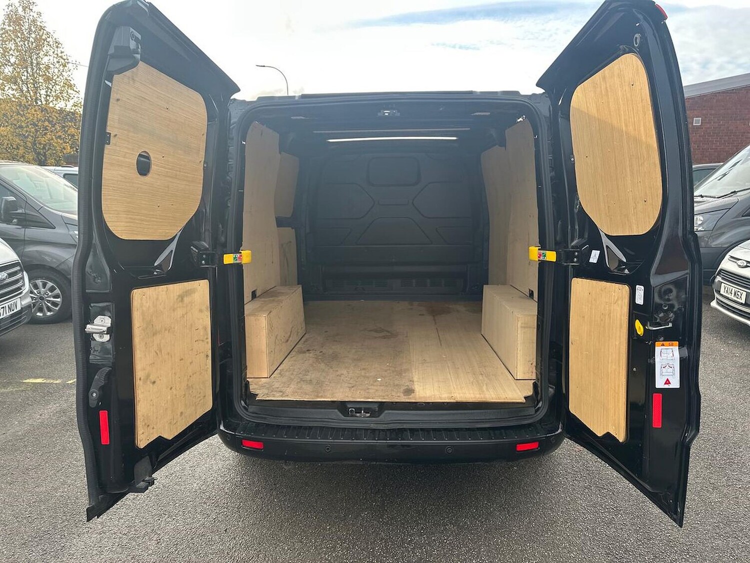 Used Ford Transit Custom 2023 for sale - 76809373: Photo 6