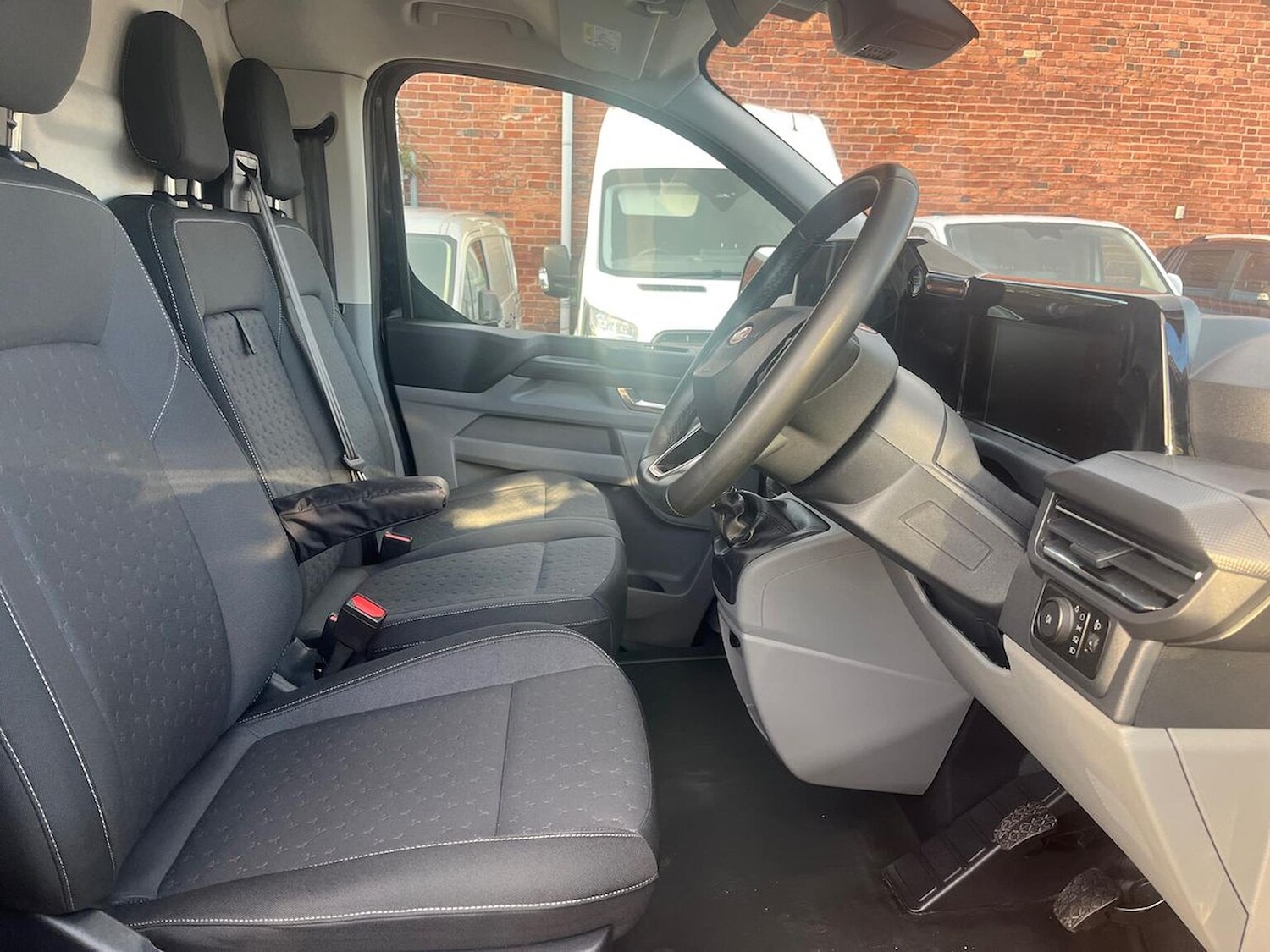 Used Ford Transit Custom 2024 for sale - 76794853: Photo 16