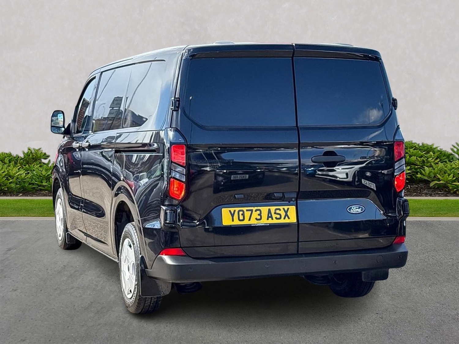 Used Ford Transit Custom 2024 for sale - 78194465: Photo 2