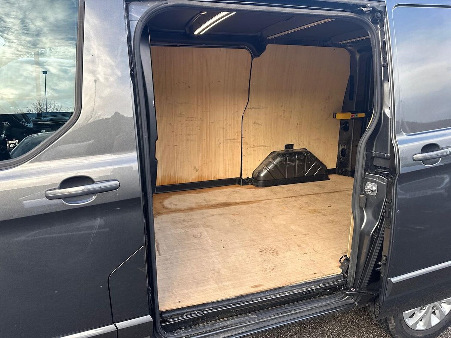 Used Ford Transit Custom 2023 for sale - 76860031: Photo 17