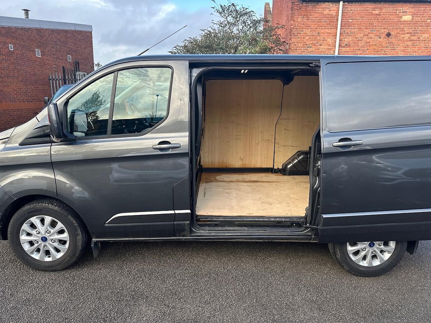 Used Ford Transit Custom 2023 for sale - 76860031: Photo 3