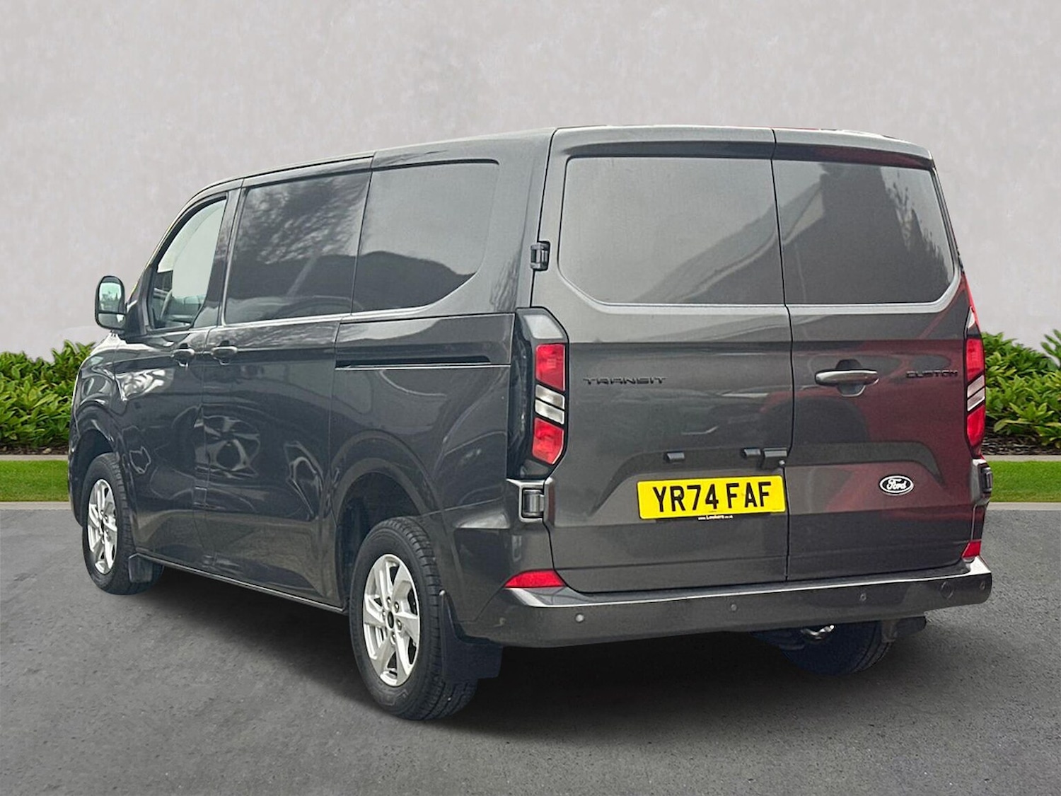 Used Ford Transit Custom 2024 for sale - 77069307: Photo 2