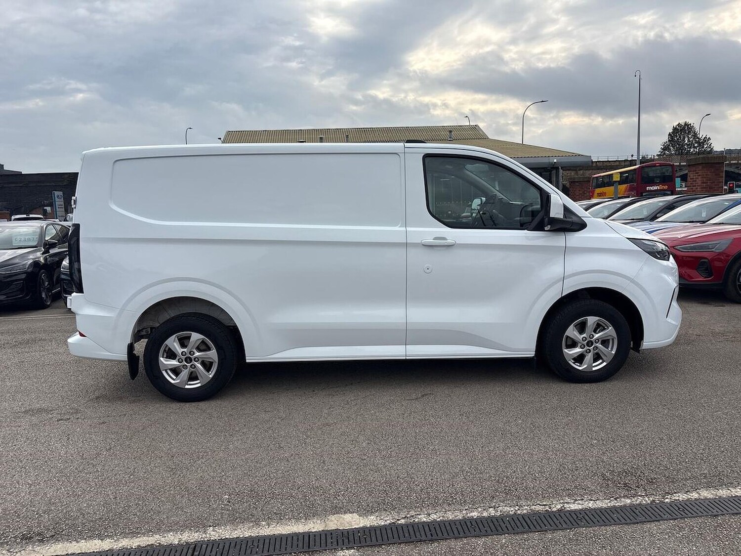 Used Ford Transit Custom 2024 for sale - 76149589: Photo 18