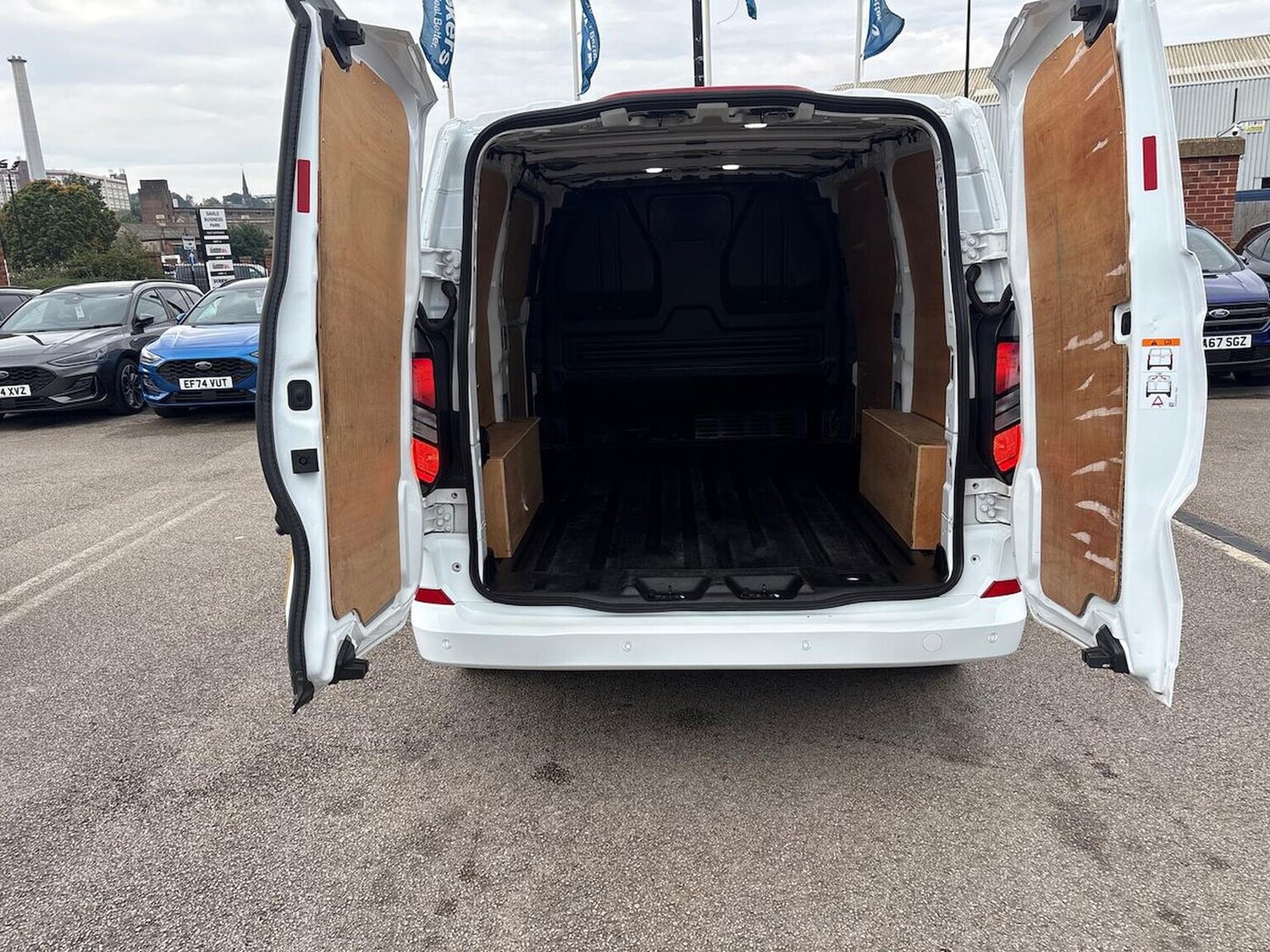 Used Ford Transit Custom 2024 for sale - 76149589: Photo 6