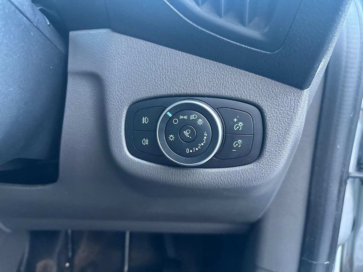 Used Ford Transit Connect 2019 for sale - 76794854: Photo 15