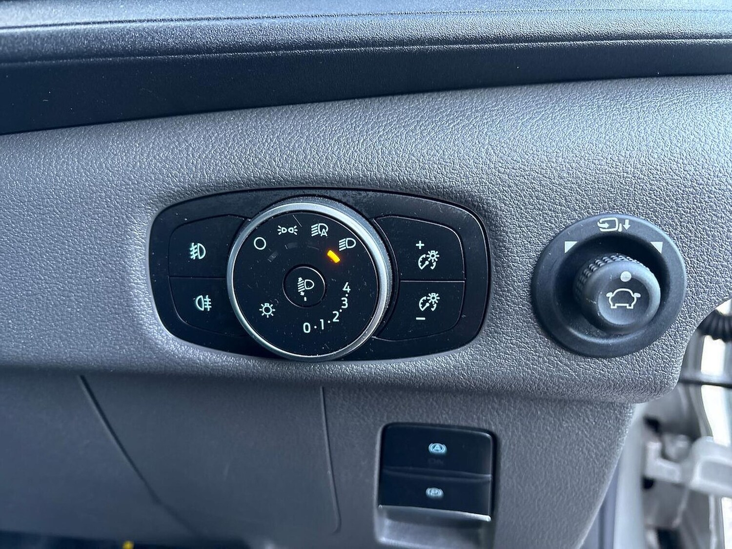 Used Ford Transit 2025 for sale - 78194495: Photo 17