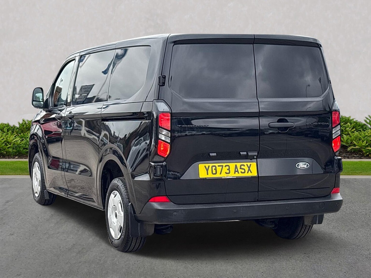 Used Ford Transit Custom 2024 for sale - 77489651: Photo 2