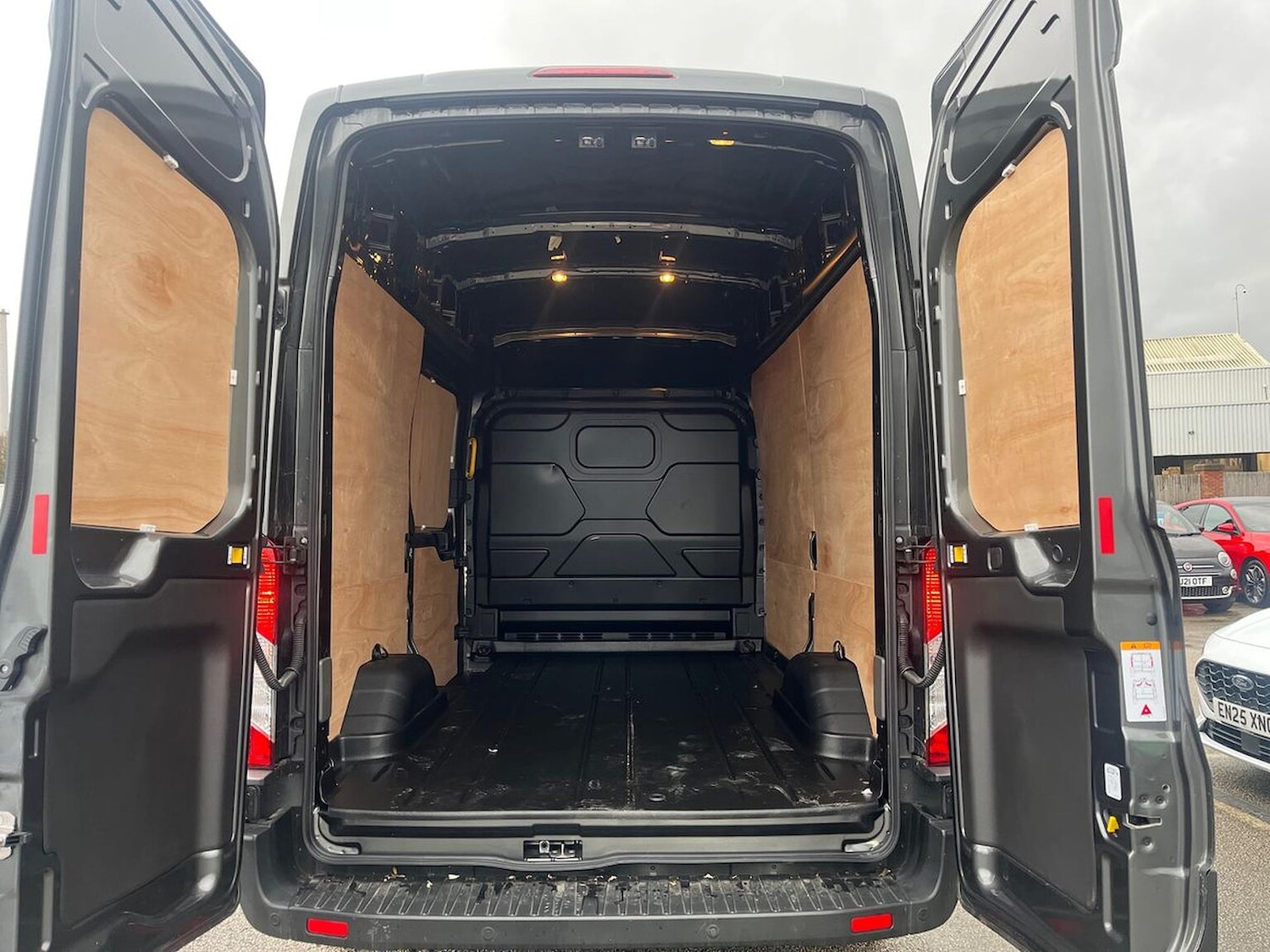 Used Ford Transit 2024 for sale - 76554287: Photo 6