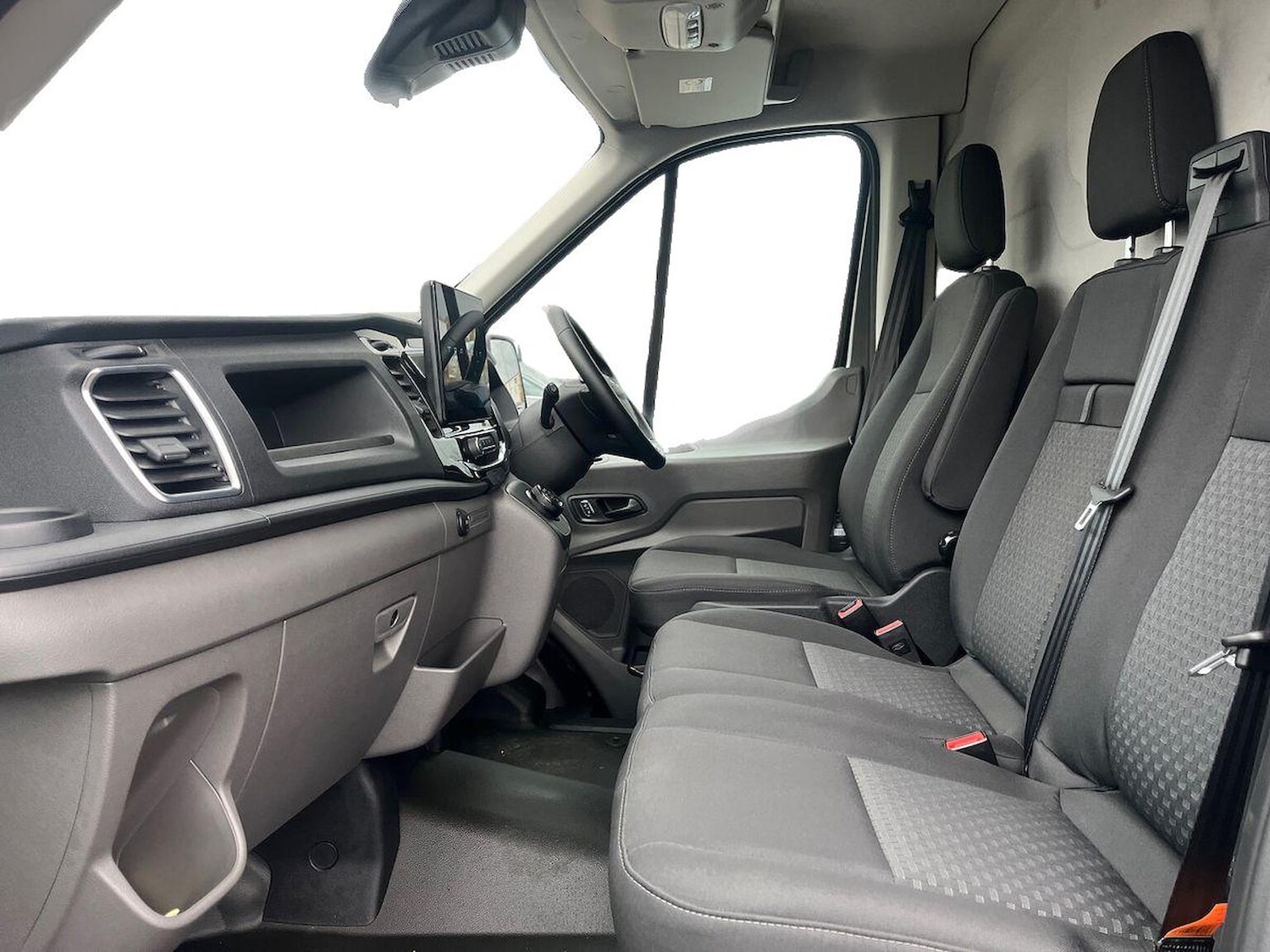 Used Ford Transit 2024 for sale - 76554287: Photo 8