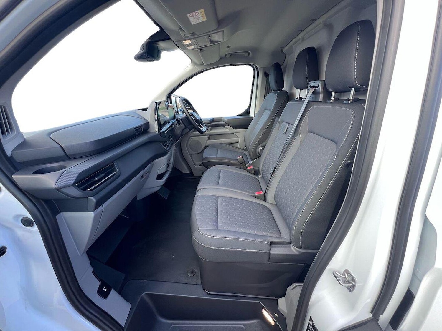 Used Ford Transit Custom 2025 for sale - 76532420: Photo 8