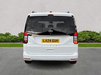 Used Ford Tourneo Connect 2024 for sale - 79347022: Photo