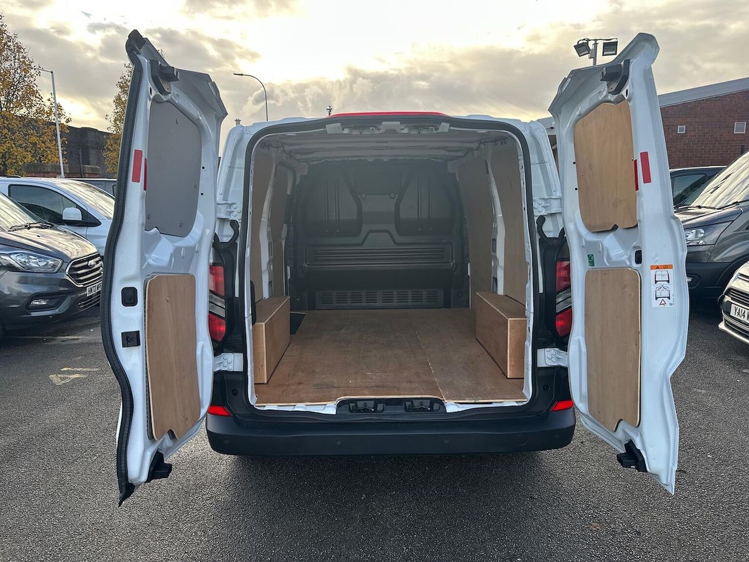 Used Ford Transit Custom 2024 for sale - 77489573: Photo 6