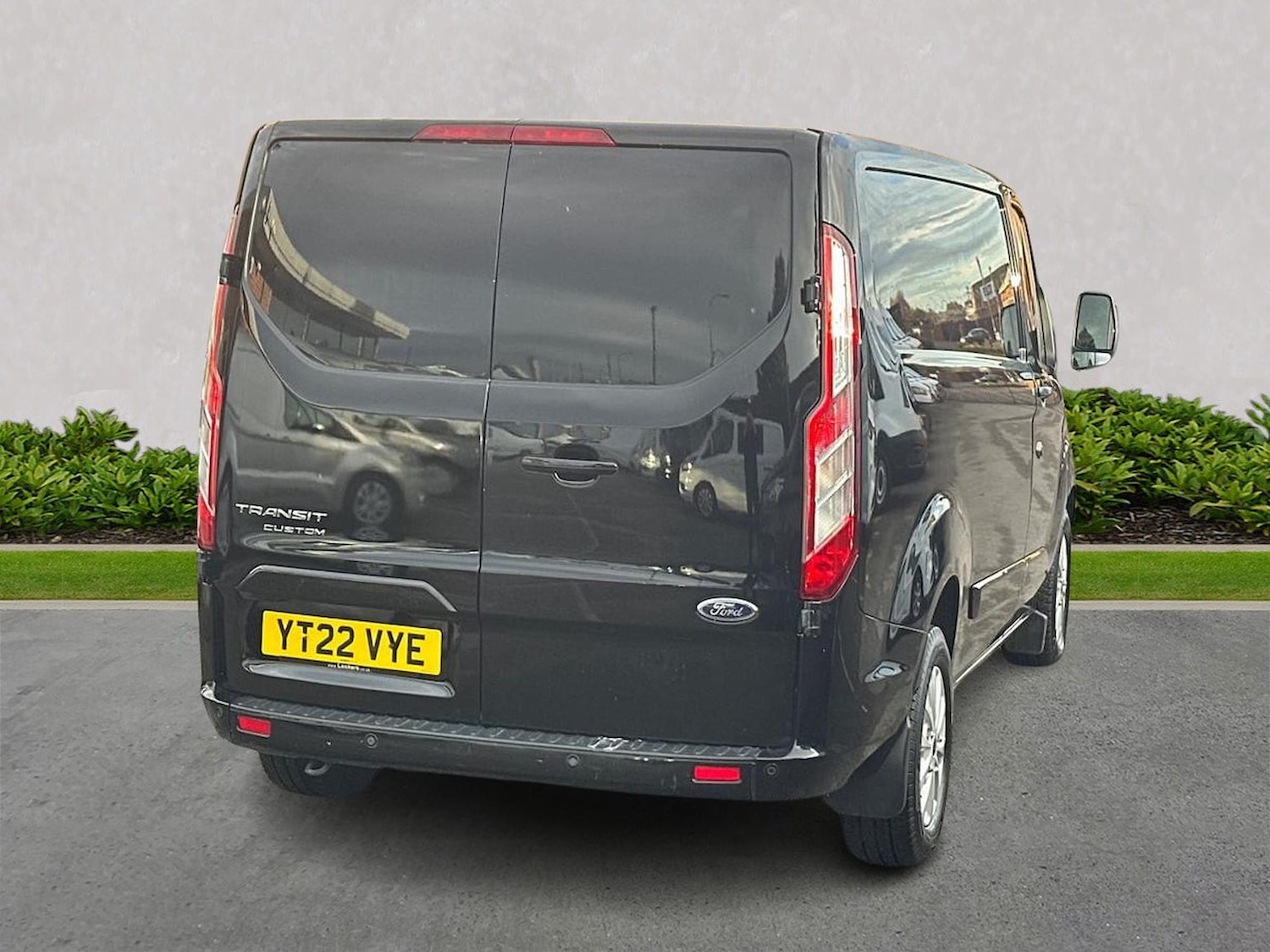 Used Ford Transit Custom 2022 for sale - 76329971: Photo 2